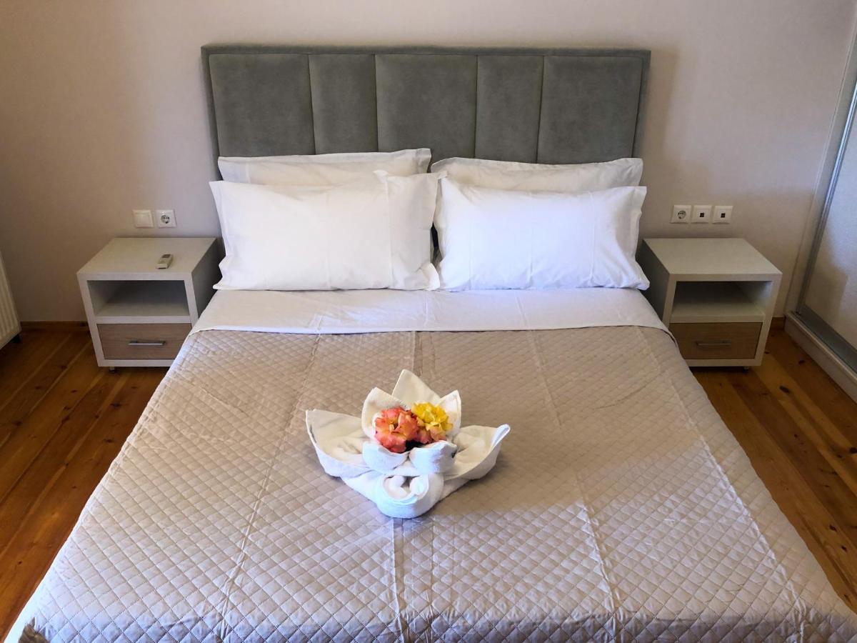 Milos Apartments Himarë Exterior foto